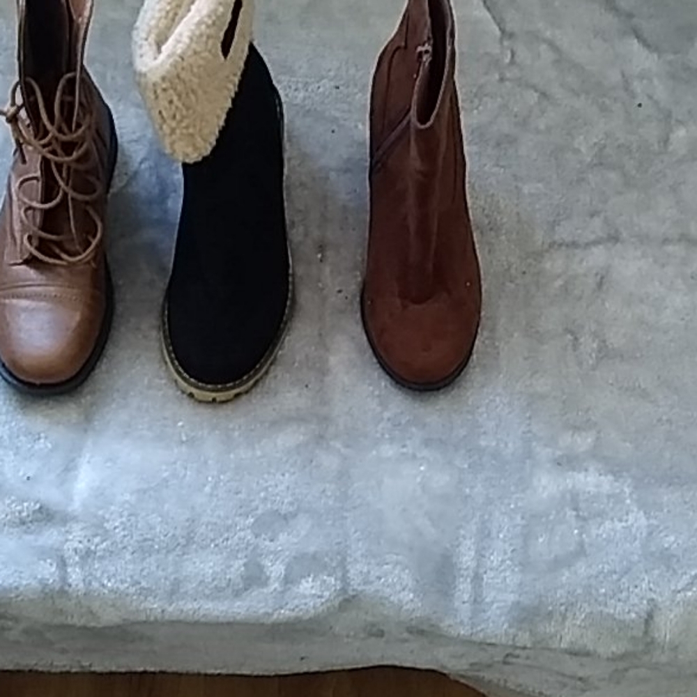 Three pair of heal boots 8 7.5 8